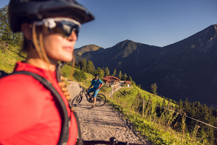 Das Camp am Achensee ist der ideale Einstieg ins E-Biken  (©Foto: Achensee Tourismus)
